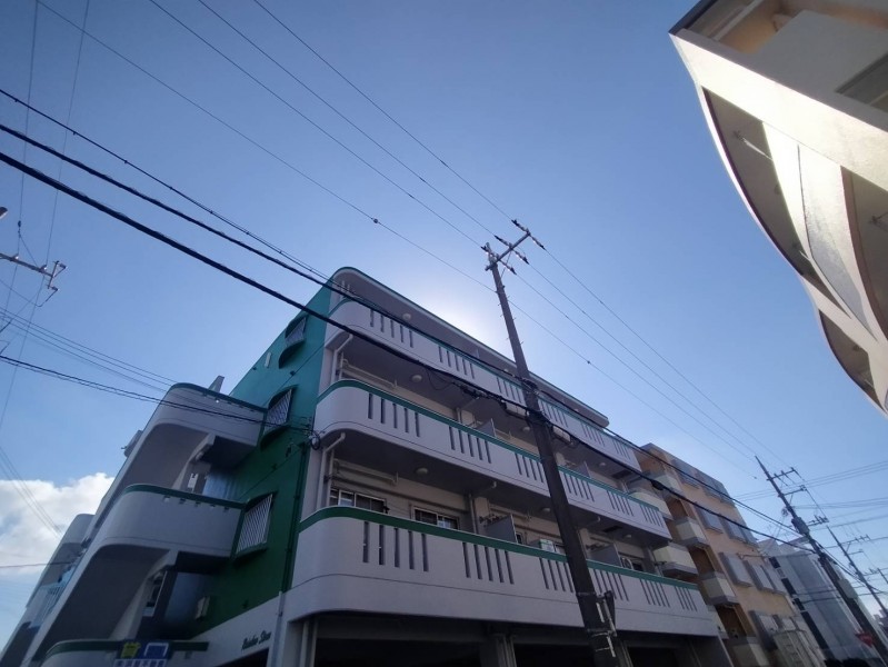 朝日ハウジング 沖縄県西原町の不動産会社